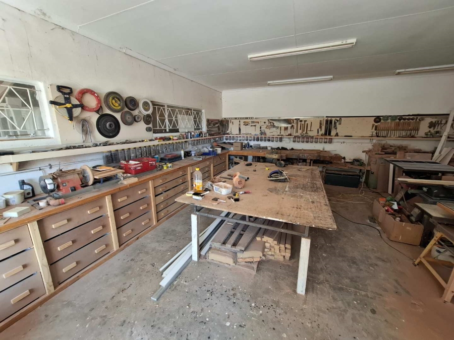 4 Bedroom Property for Sale in Karos Northern Cape